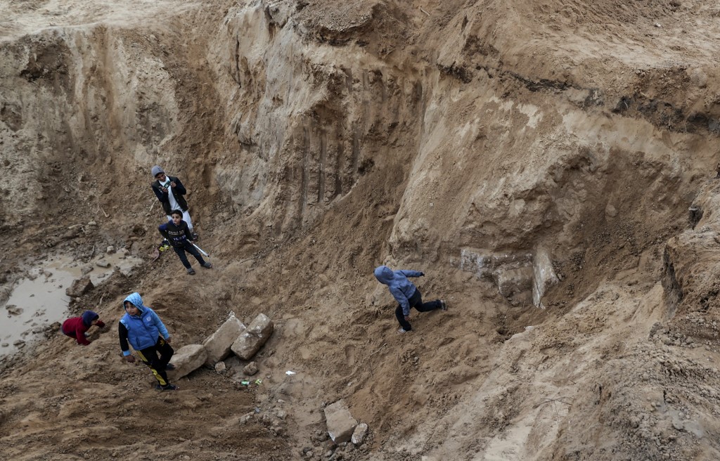 У Газі бульдозери відкопали цвинтар часів стародавнього Риму.Вокруг Света. Украина
