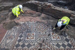 В Лондоне раскопали потрясающую древнеримскую мозаику