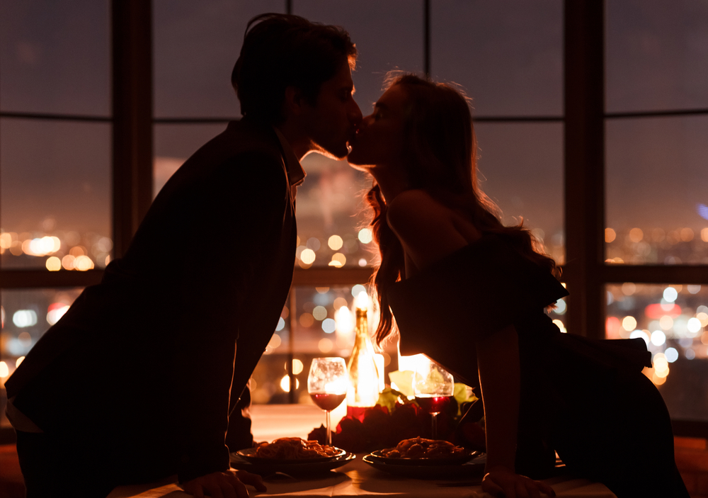 Романтический ужин на 14 февраля: топ-5 быстрых сценариев праздника